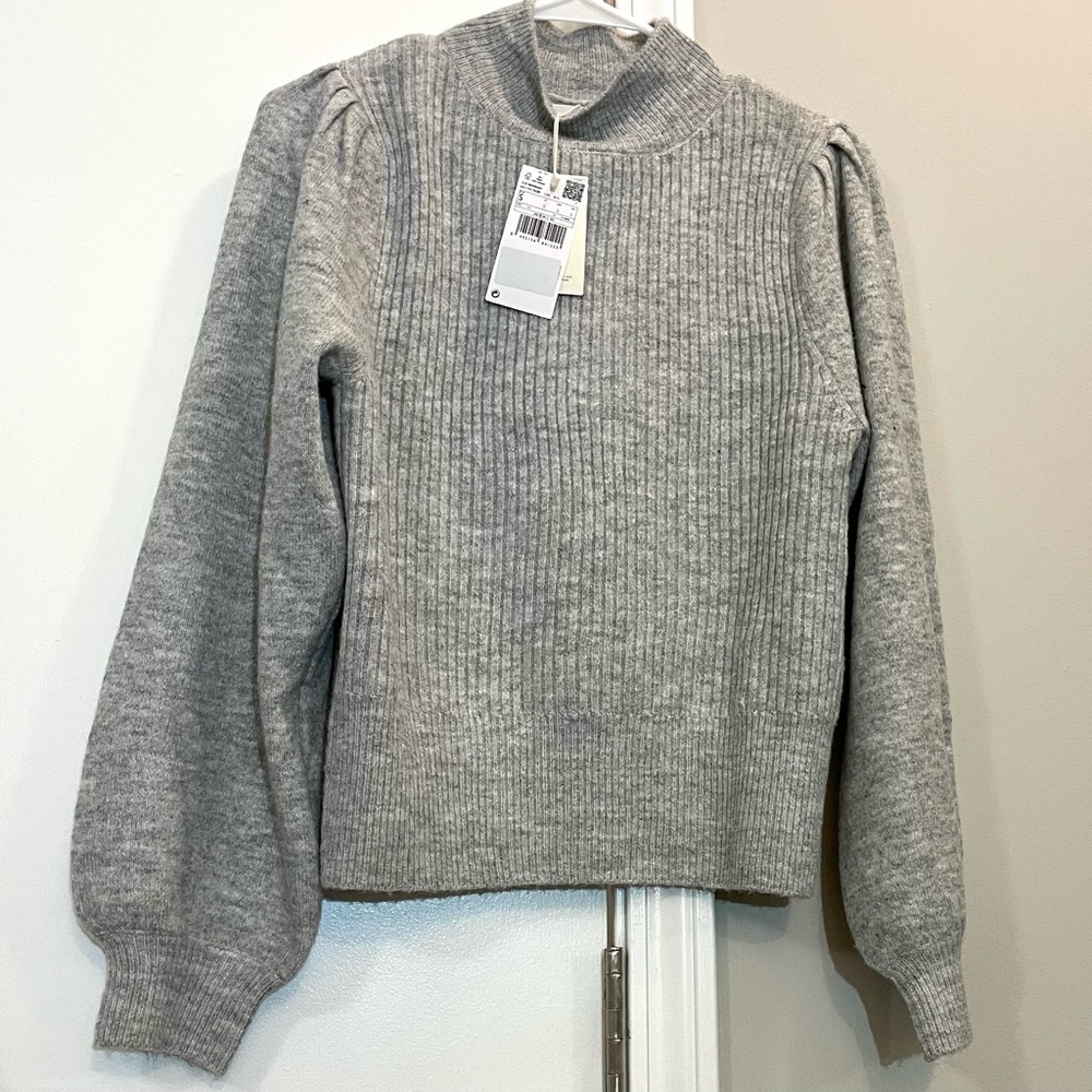 NEW Mango gray sweater puff sleeves turtleneck